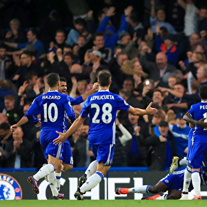 N'Golo Kante's Stunner: Chelsea's Fourth Goal in Epic Showdown Against Manchester United