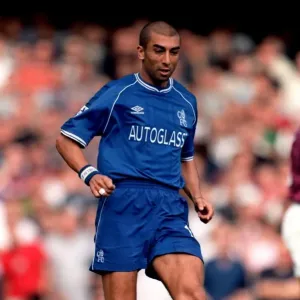 Chelsea FC Print - Roberto Di Matteo in Action Chelsea FC Print - Roberto Di Matteo in Action