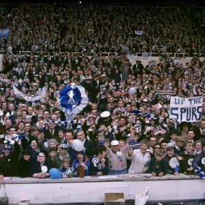 Vintage FA Cup Print - Chelsea v Tottenham Hotspur at Wembley Vintage FA Cup Print - Chelsea v Tottenham Hotspur at Wembley