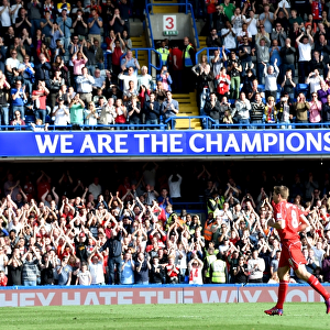 Steven Gerrard's Emotional Farewell: A Standing Ovation at Stamford Bridge - Chelsea vs. Liverpool (Premier League 2014-2015)