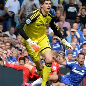 Thibaut Courtois: El guardián inquebrantable de Chelsea en el Estadio de Stamford (Chelsea contra Leicester City, Premier League 2014)