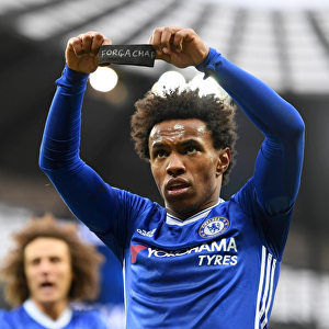 Willian Scores for Chelsea, Honors Chapecoense Victims in Emotional Manchester Derby