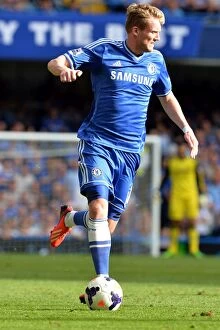 Images Dated 18th August 2013: Andre Schurrle in Action: Chelsea vs Hull City Tigers (BPL 2013) - Stamford Bridge