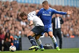 Images Dated 28th September 2013: Battle for the Ball: Vertonghen vs. Torres - Premier League Showdown at White Hart Lane (2013)