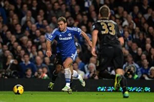 Images Dated 27th October 2013: Branislav Ivanovic: Chelsea vs Manchester City, Barclays Premier League