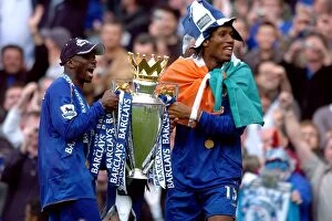 Claude Makelele Collection: Champions 2005-2006: Makelele and Drogba's Triumphant Double - Premier League Victory over