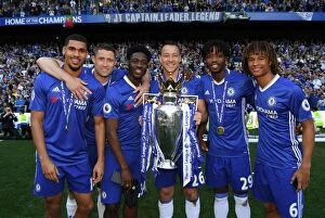 Club Soccer Collection: Chelsea Champions: Ruben Loftus-Cheek, Gary Cahill, Ola Aina, Michy Batshuayi