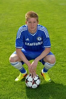 Squad 2013-2014 Season Collection: Chelsea FC 2013-2014 Squad: Training with Kevin De Bruyne at Cobham