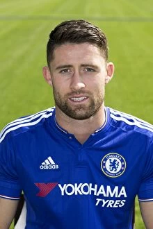 Images Dated 10th September 2015: Chelsea FC 2015-16 Team: Gary Cahill and Squad Photocall at Cobham Training