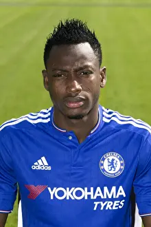 Chelsea FC 2015-16 Team Photo: Welcome Baba Rahman