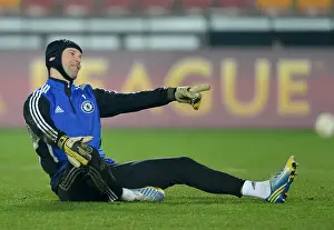 Chelsea FC: Petr Cech's Intense Focus during UEFA Europa League Training at Generali Arena