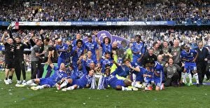 Images Dated 21st May 2017: Chelsea FC: Premier League Champions 2016-2017 - Triumphant Celebration after Winning against