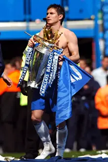 Chelsea Football Club: Frank Lampard's Premier League Triumph (2004-2005)