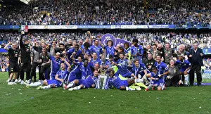 chelsea football club premier league champions 2016 2017 celebrating victory sunderland Trending Item 3