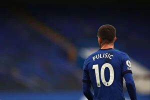 Images Dated 19th October 2020: Chelsea's Christian Pulisic in Action against Southampton in Empty Stamford Bridge - Premier