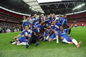 FA Cup Final versus Liverpool May 2012 Collection: Chelsea's FA Cup Victory: Celebrating Over Liverpool at Wembley Stadium (2012)