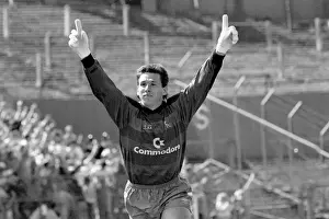 Chelsea's Promotion Push: Hitchcock Celebrates First Goal in Intense Play-Off Clash vs. Middlesbrough (Stamford Bridge)