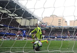 Images Dated 27th August 2016: Chelsea's Thrilling Premier League Opener: Beating Burnley's Tom Heaton at Stamford Bridge