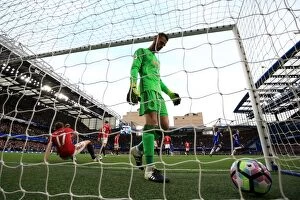 Images Dated 23rd October 2016: Dejected De Gea: Chelsea's Goal Past Manchester United at Stamford Bridge (Premier League)