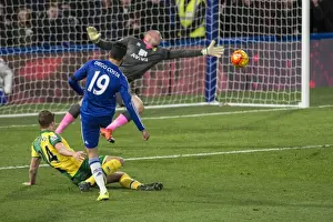 Diego Costa Scores First: Chelsea's Triumph over Norwich City in the Premier League (November 2015)