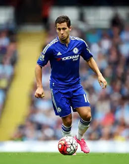 Eden Hazard in Action: Premier League Showdown - Manchester City vs. Chelsea at Etihad Stadium (August 2015)
