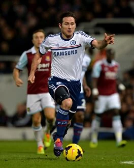 Images Dated 23rd November 2013: Frank Lampard at Upton Park: A Chelsea Legend Faces His Former Team, Chelsea vs