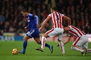 Images Dated 7th November 2015: Intense Battle for Ball Possession: Eden Hazard vs. Erik Pieters, Premier League 2015