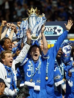 Images Dated 7th May 2005: John Terry Lifts the Premier League Trophy: Chelsea's Glory (2004-2005)