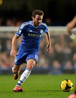 Images Dated 9th November 2013: Juan Mata in Action: Chelsea vs. West Bromwich Albion (November 9, 2013)