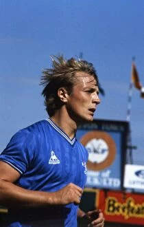 Images Dated 13th April 2012: Luton Town v Chelsea, 1985