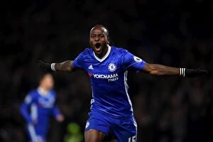 Images Dated 26th November 2016: Moses Strikes Again: Chelsea's Triumph Over Tottenham in the Premier League