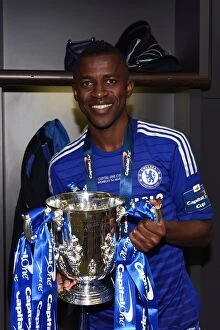 Images Dated 1st March 2015: Ramires Lifts Capital One Cup: Chelsea's Victory over Tottenham Hotspur at Wembley, 2015
