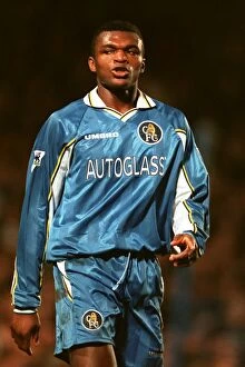 Marcel Desailly Collection: Soccer - AXA FA Cup - Fourth Round Replay - Chelsea v Oxford United