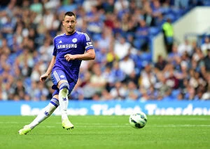 Football Full Length Gallery: Soccer - Barclays Premier League - Chelsea v Aston Villa - Stamford Bridge