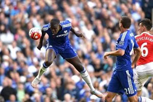 Football Full Length Gallery: Soccer - Barclays Premier League - Chelsea v Arsenal - Stamford Bridge