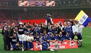1990's Collection: SOCCER Chelsea Celebrate Win