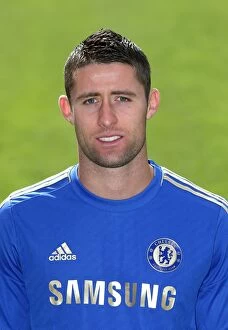 Gary Cahill Collection: Soccer - Chelsea Squad Photocall - Season 2013 / 14 - Cobham Training Ground