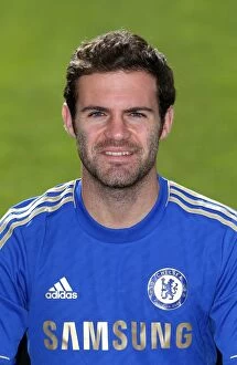 Images Dated 28th August 2012: Soccer - Chelsea Squad Photocall - Season 2013 / 14 - Cobham Training Ground