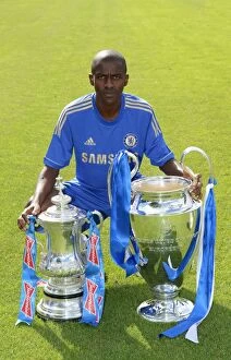 Ramires Collection: Soccer - Chelsea Team Photocall - Cobham Training Ground