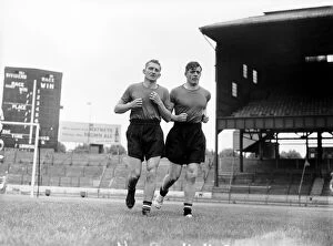 Roy Bentley Gallery: Soccer - Football League Division One - Chelsea Training