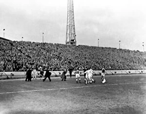 1950's Collection: Soccer - League Division One - Chelsea v Everton - Stamford Bridge