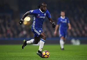 Images Dated 22nd January 2017: Victor Moses in Action: Chelsea vs Hull City, Premier League, Stamford Bridge