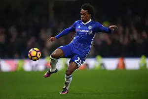 Spurs Prints: Willian in Action: Chelsea vs. Tottenham Premier League Showdown at Stamford Bridge